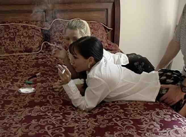 Fallon Summers & Roxy Jezel 1